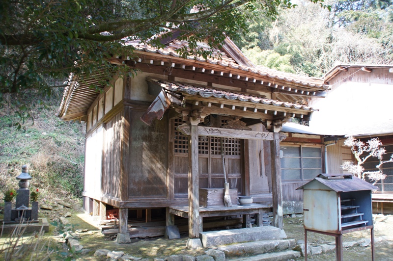 蓮宅寺