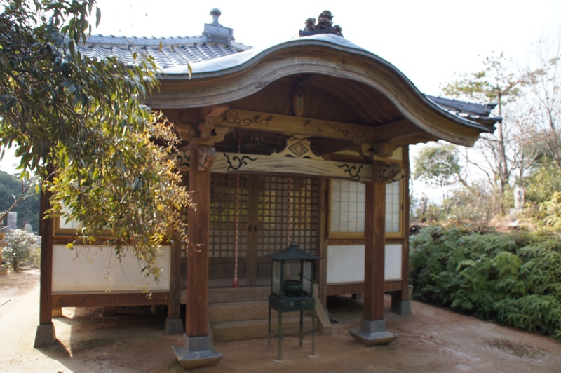 顕考院